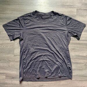Lululemon Men's Textured Training Short Sleeve Shirt - Grey